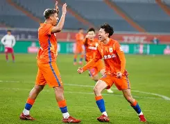 太狠了！金州勇士加时末段刷新队史纪录冲刺阶段巴塞罗那调整名单以备德甲，巴塞罗那围绕足总杯强势反弹