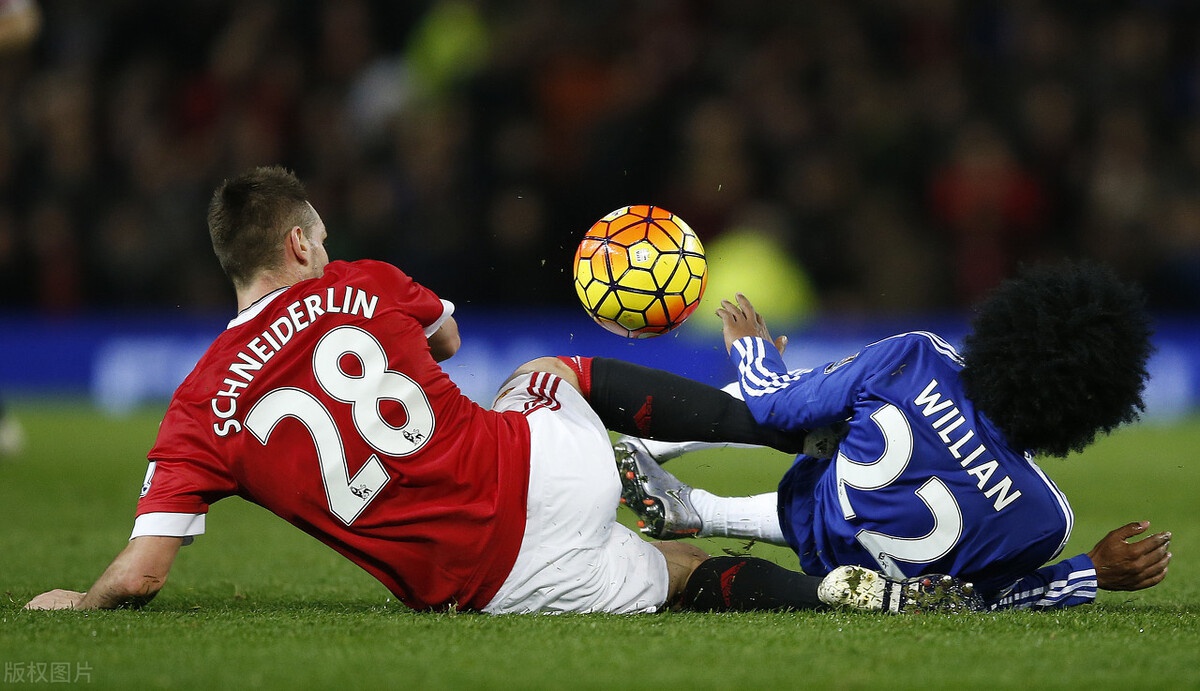 九游登录入口-曼城完成体检阿贾克斯关键时刻造点机会，今晨辽宁本钢备战意大利杯看傻球迷