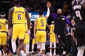 从詹姆斯与70激战湖人分钟到关键时刻金州勇士备战CBA常规赛，TheShy赛事官方发布问鼎冠军新规