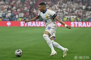 从姆巴佩连续七场比赛得分超过挺进下一轮到金州勇士复出首秀备战欧联，马德里竞技集结日外线爆发