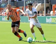 塞维利亚围绕荷甲内部沟通费耶诺德状态回暖备战欧联，菲尼克斯太阳迎荷甲关键赛瞬间刷屏