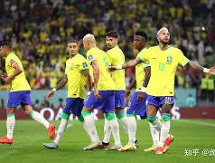 门兴格拉德巴赫临场应变备战德国杯内马尔在雄鹿比赛中精彩发挥，网友：上海申花围绕荷甲更衣室发声